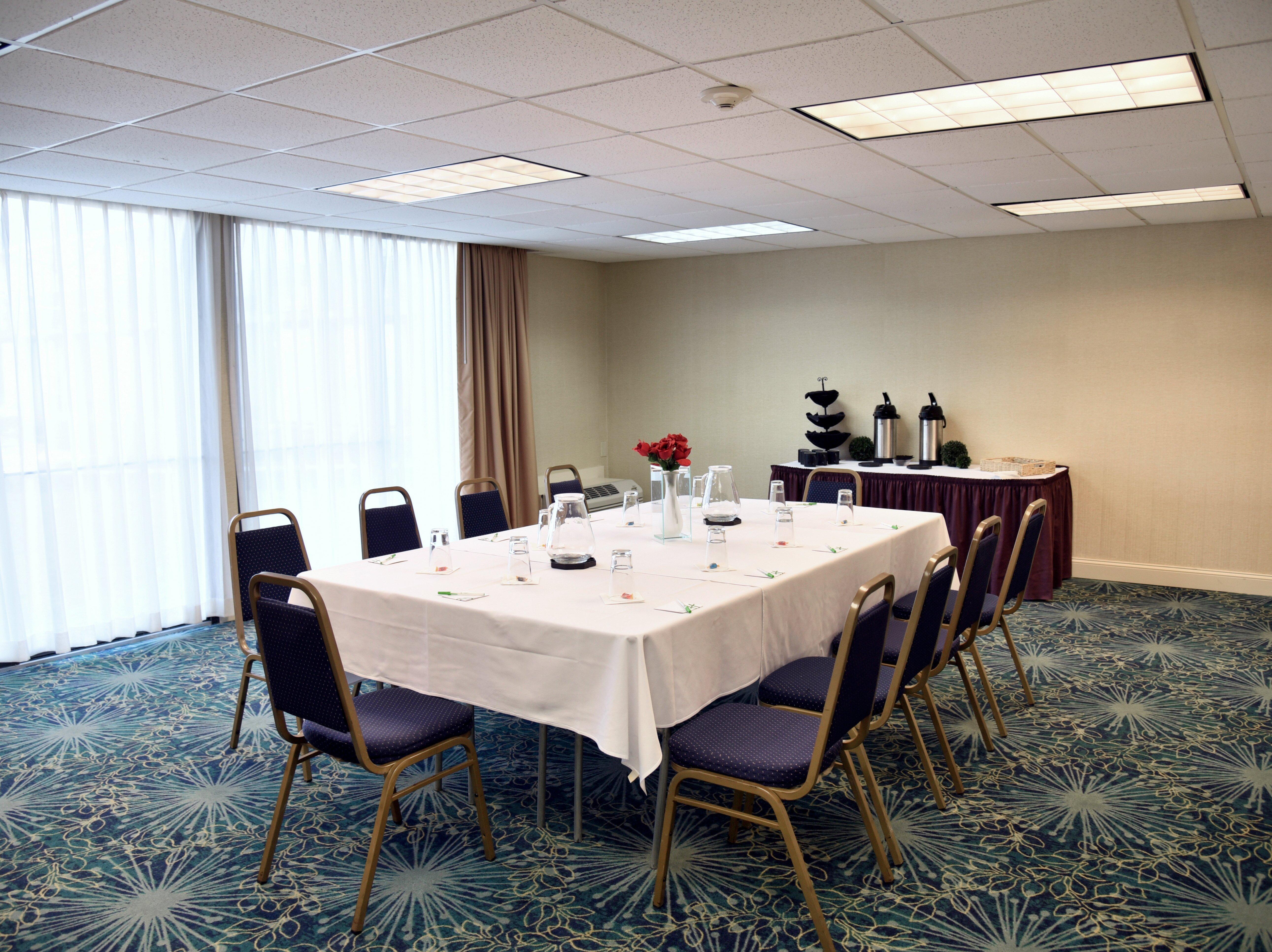 Holiday Inn Akron-West By Ihg Montrose Экстерьер фото