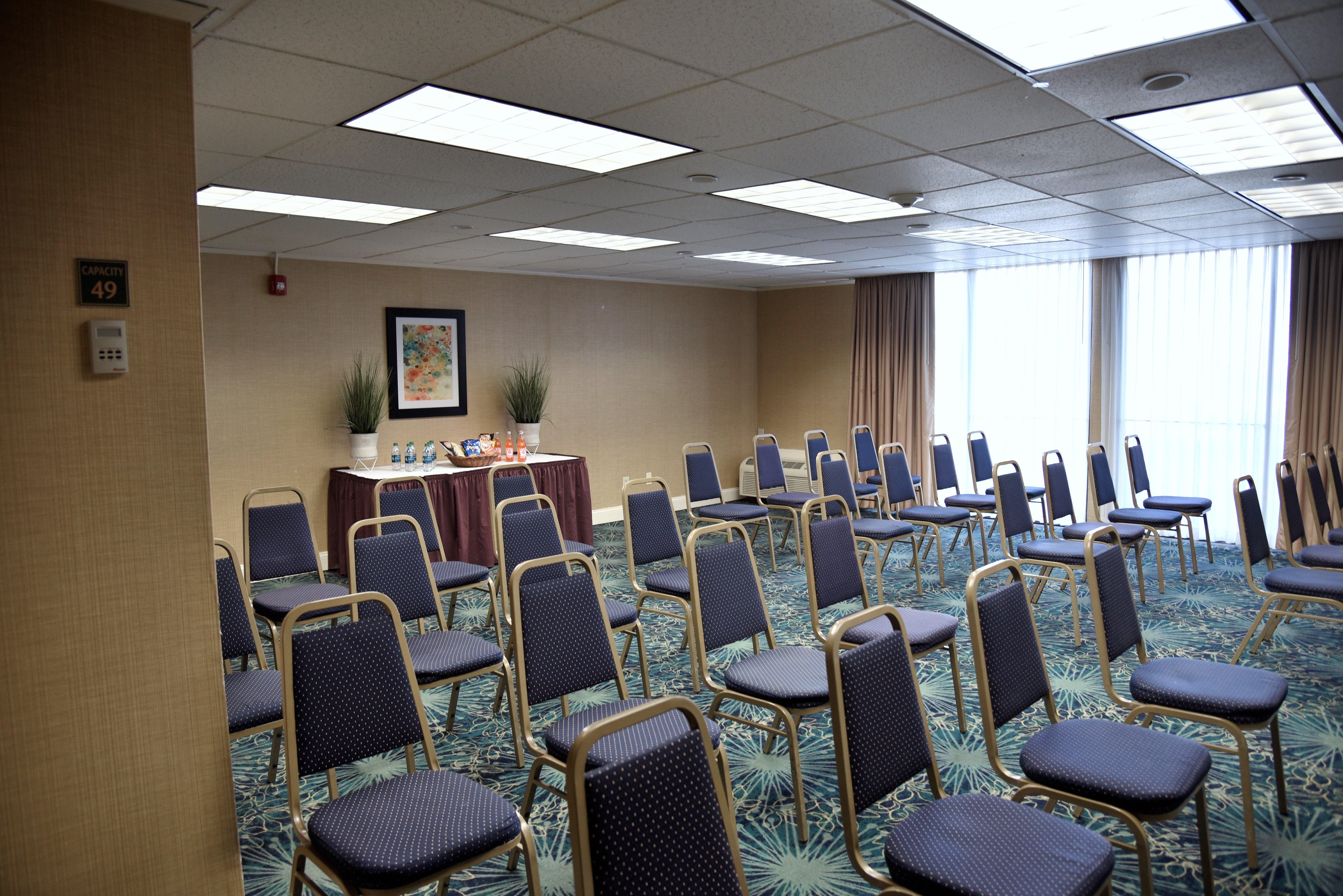 Holiday Inn Akron-West By Ihg Montrose Экстерьер фото