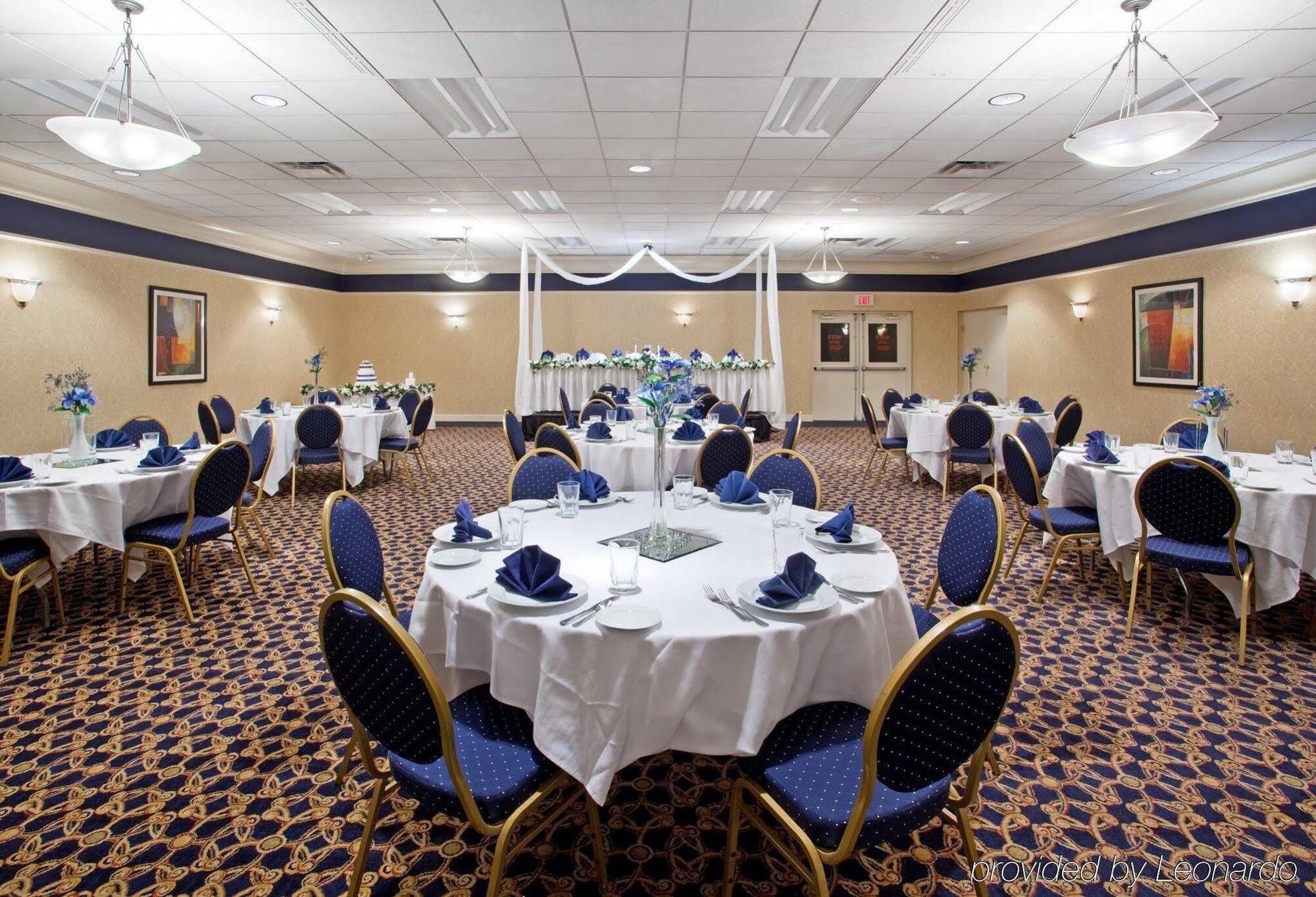 Holiday Inn Akron-West By Ihg Montrose Экстерьер фото